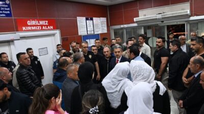 Şırnak’ta voleybol oynamak için ısınma hareketleri yaptığı esnada fenalaşarak yere