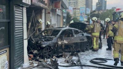 Şişli’de seyir halindeki bir sürücü, direksiyon hakimiyetini kaybederek yol kenarındaki