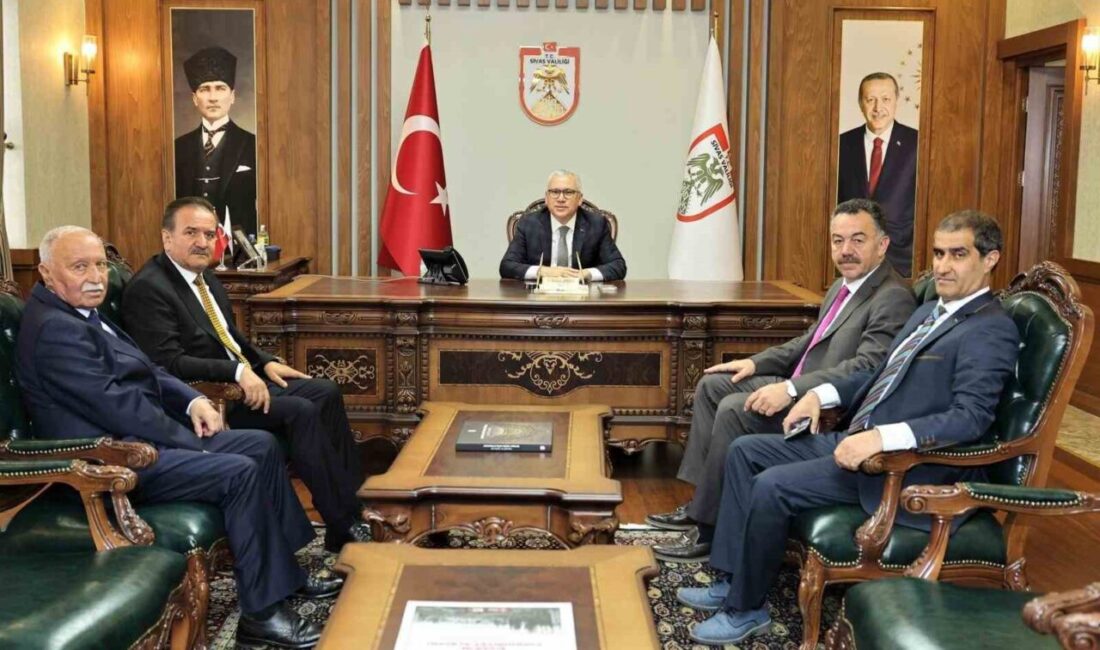 Sivasspor’da başkan adayı çıkmamasıyla birlikte divan yönetimine devredilen kulüpte, yeni