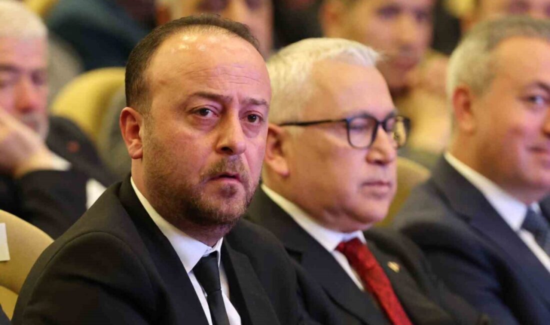 Sivasspor’da olağan genel kurulda başkan adayı çıkmaması nedeniyle kulüp divan