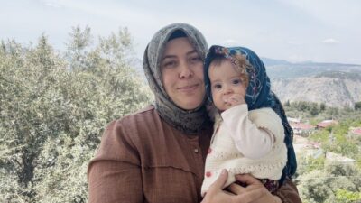 Antalya’nın Gündoğmuş ilçesinde yaşayan Elif Özer ile 7,5 aylık kızı