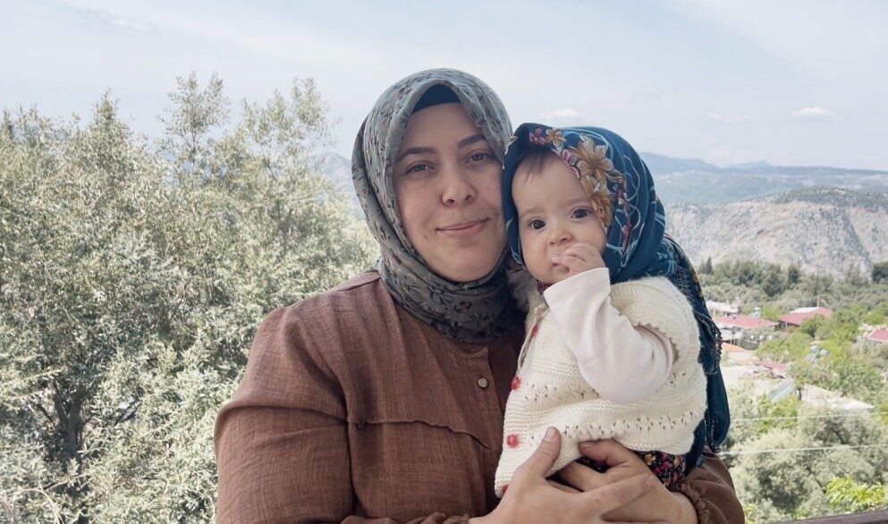 Antalya’nın Gündoğmuş ilçesinde yaşayan Elif Özer ile 7,5 aylık kızı