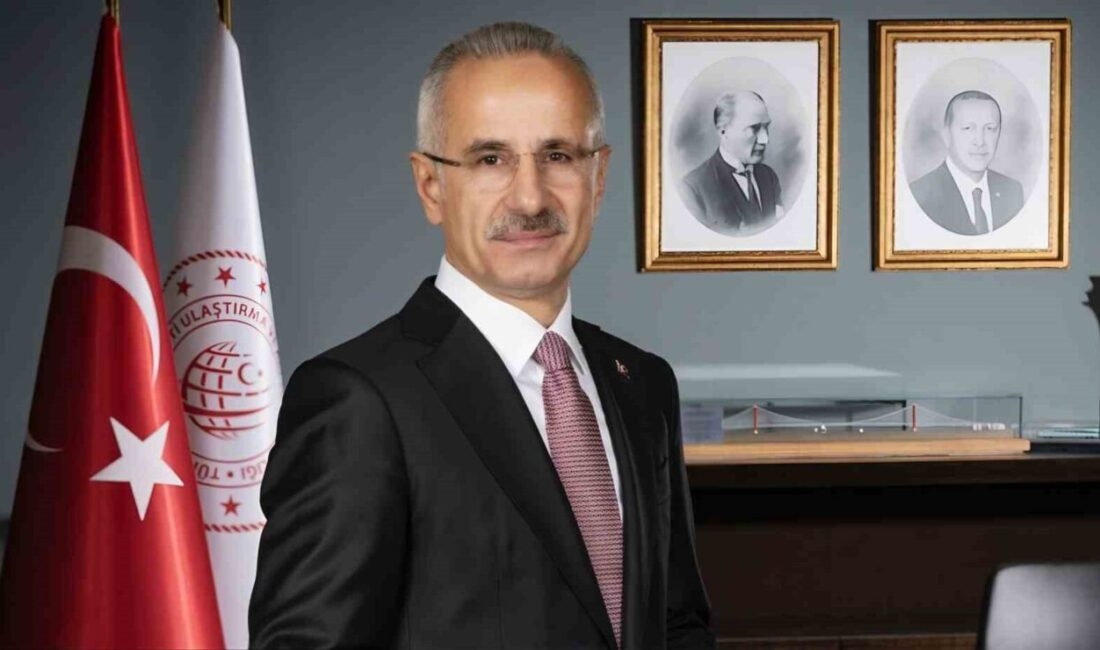 Ulaştırma ve Altyapı Bakanı Abdulkadir Uraloğlu Karayolu Taşıma Yönetmeliği’nde, motokuryelere