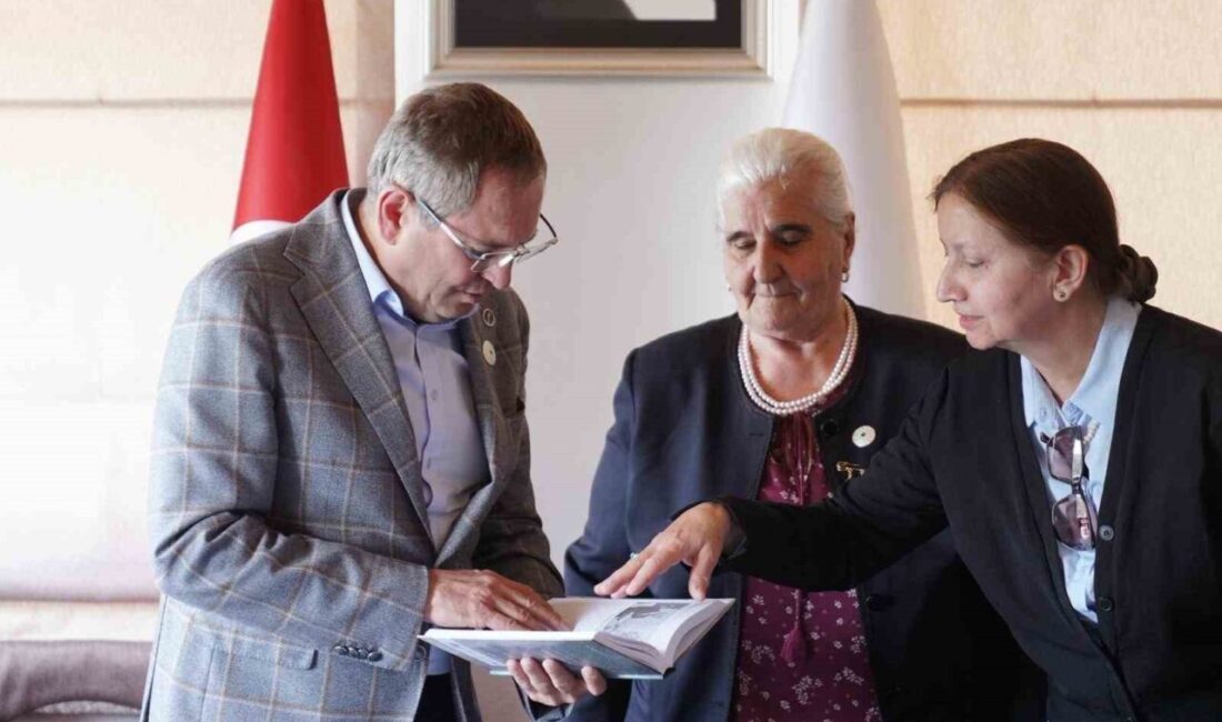 Balıkesir’in Ayvalık ilçesinde düzenlenen Teferiç Şenlikleri kapsamında anlamlı bir buluşmaya
