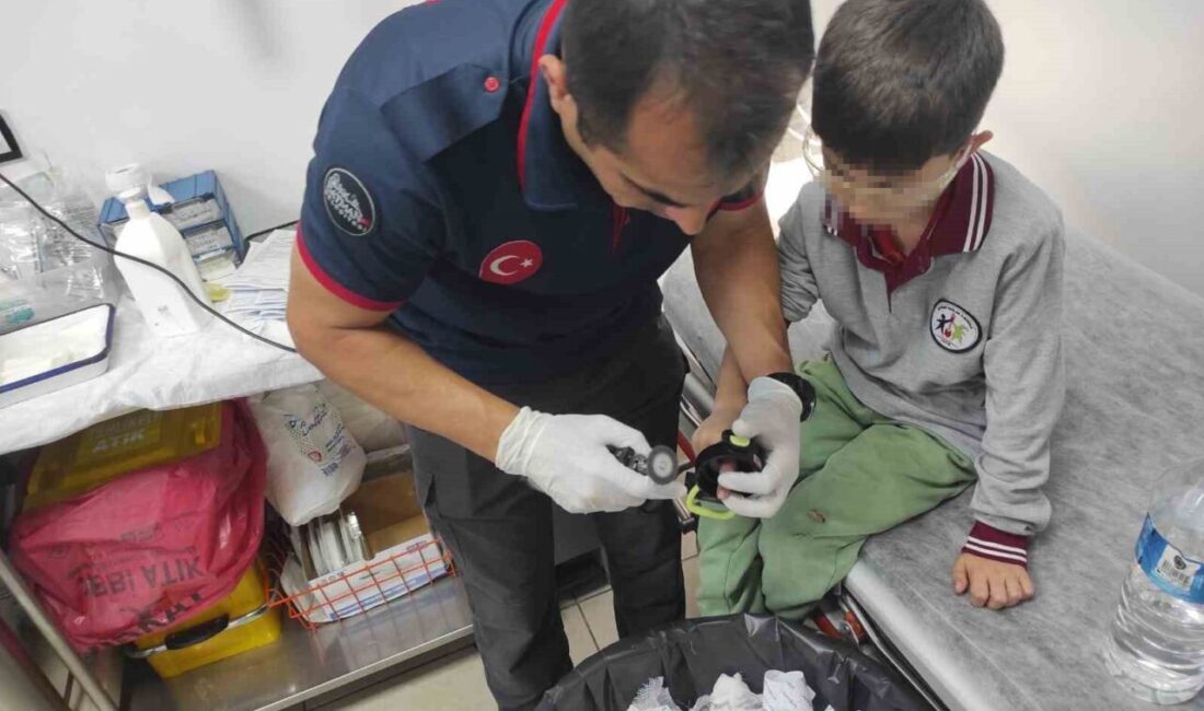 Batman’da su matarasına sıkışan çocuğun parmağı, hastanede itfaiye ekibi tarafından