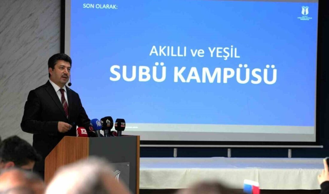 Sakarya Uygulamalı Bilimler Üniversitesi Rektörü Prof. Dr. Mehmet Sarıbıyık, üniversitenin