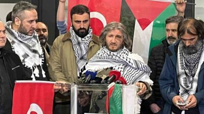 İsrail’in abluka düzenleyerek aktivistleri alıkoyduğu Küresel Sumud Filosu’ndaki darp edilenler