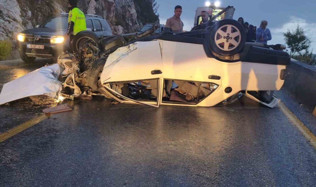 Muğla’nın Menteşe ilçesinde kontrolden çıkan otomobilin takla attığı kazada 5