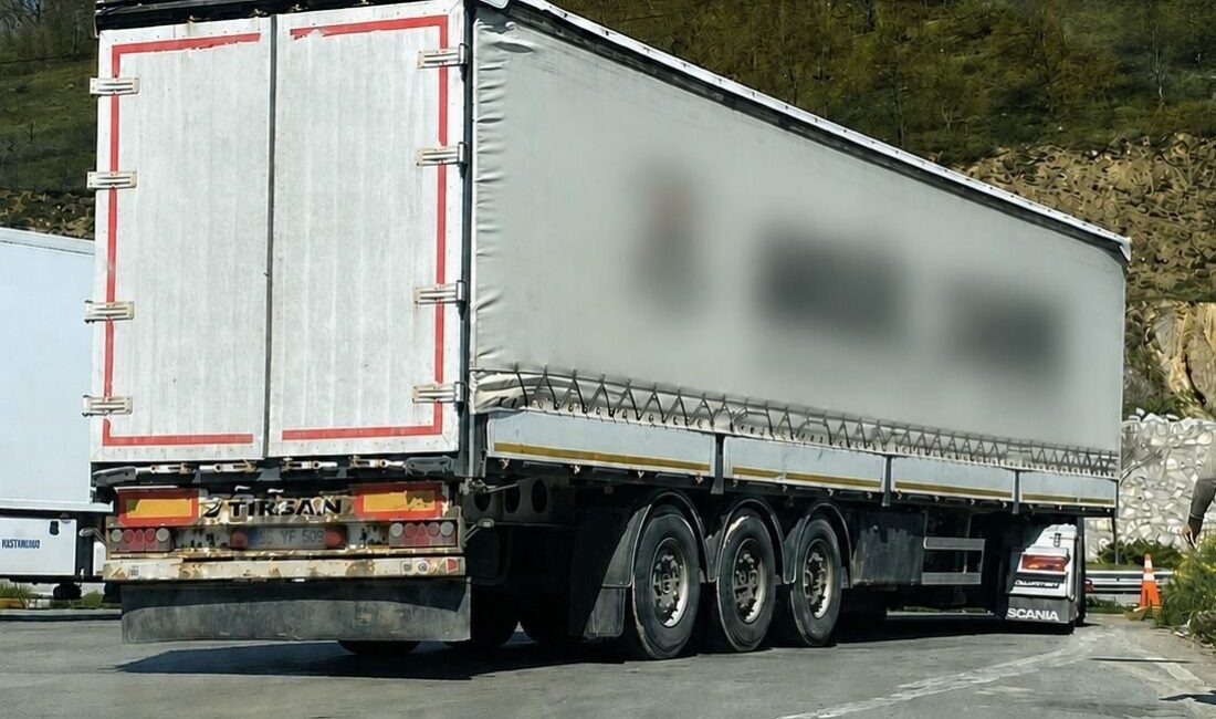 Samsun’da polis ekiplerince gerçekleştirilen trafik denetiminde başka bir şahsa ait