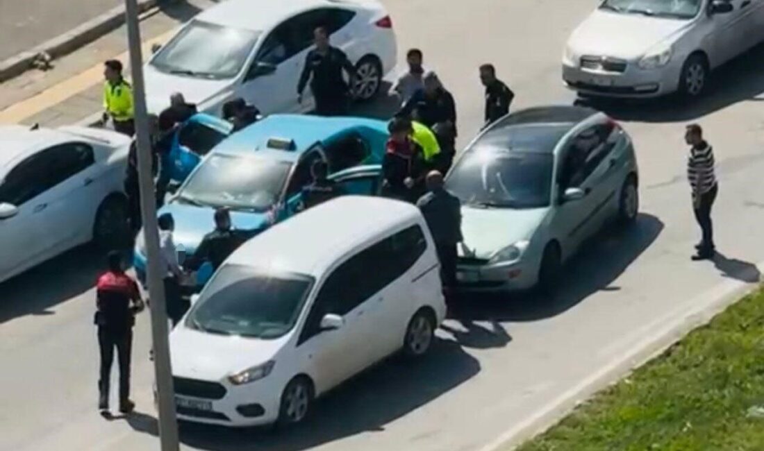Gaziantep’te kız arkadaşı ile birlikte taksiciyi rehin alan silahlı şahıs,