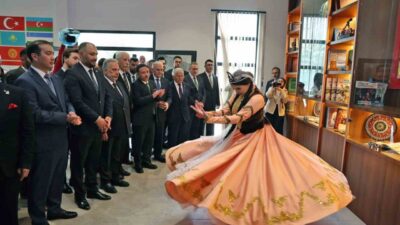 Talas Belediyesi tarafından düzenlenen Uluslararası Türkoloji Zirvesi kapsamında Kayseri’de bulunan