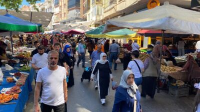 Aydın’ın Efeler ilçesinde Kurban Bayramı arifesinin Salı gününe denk gelmesi,