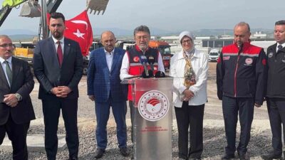 Tarım ve Orman Bakanı İbrahim Yumaklı, Gönen Sera Organize Tarım