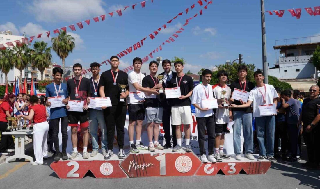 Mersin’in Tarsus ilçesinde 19 Mayıs Atatürk’ü Anma, Gençlik ve Spor