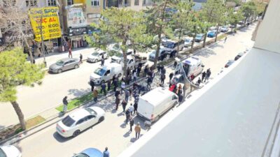 Bitlis’in Tatvan ilçesinde motosiklet ile elektrikli bisikletin çarpışması sonucu 2