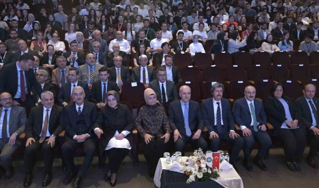 Bursa Uludağ Üniversitesi ’Küresel Adalet Arayışı’ konferansına katılan TBMM Başkanı