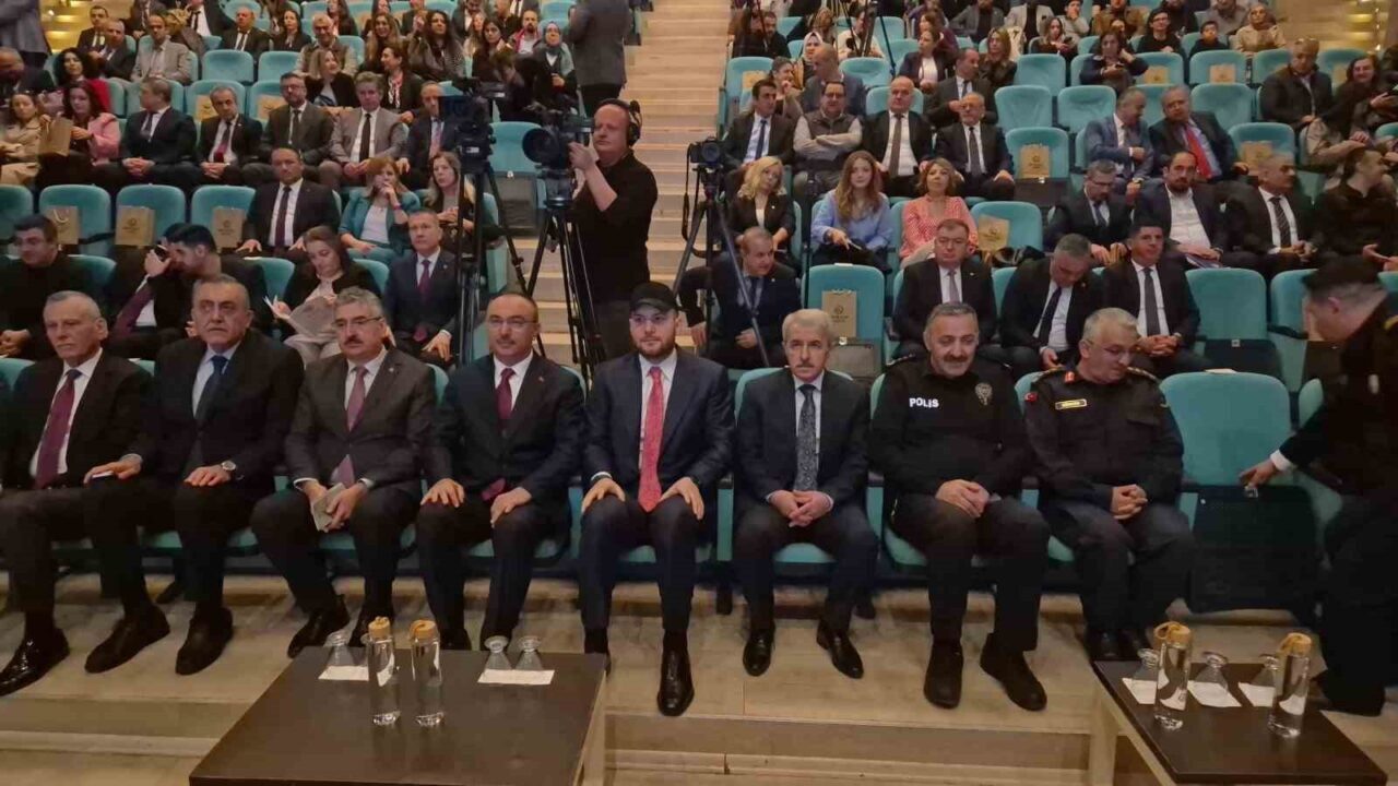 Tekirdağ’da düzenlenen Sıfır Atık Çalıştayı’nda çevre sorunları, su kaynaklarının korunması