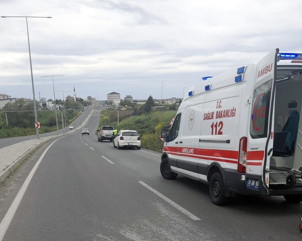 Tekirdağ’ın Muratlı ilçesinde meydana gelen trafik kazasında otomobilin çarptığı yaya