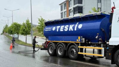 Tekirdağ’da etkili olan yoğun yağış nedeniyle Tekirdağ Büyükşehir Belediyesi ile