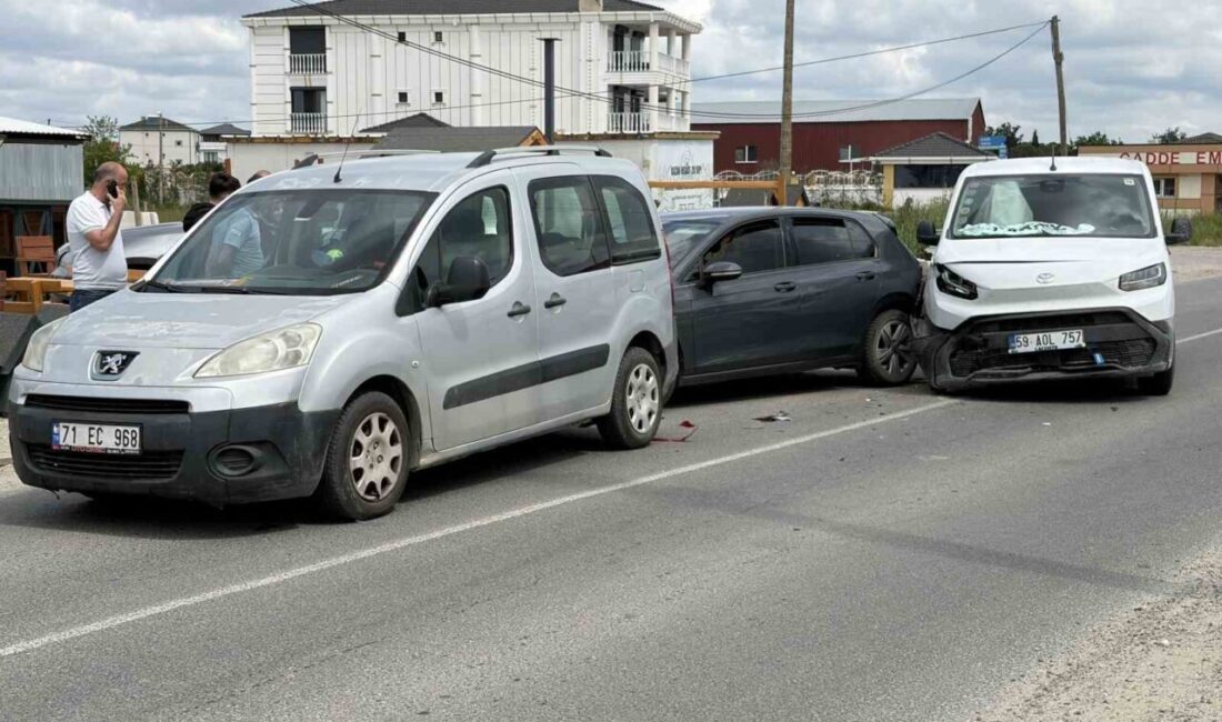 Tekirdağ’ın Kapaklı ilçesinde meydana gelen zincirleme kazada 1 kişi yaralandı.