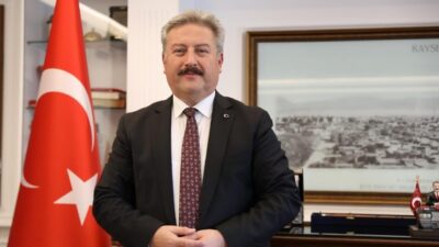 Gençlere verdiği desteklerle Türkiye’nin geleceğine de yatırım yapan Melikgazi Belediyesi,