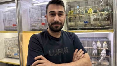 Kayseri’de 10 yıldır petshop sektöründe faaliyet gösteren Mehmet Kocabaş, tablet