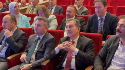 Eskişehir’de Tepebaşı Belediyesi’ne yönelik operasyon, gözaltı ve aramalar devam ederken,