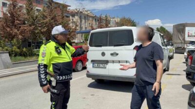 Eskişehir’de ters yönden gelerek trafik denetimine takılan ve 52 bin