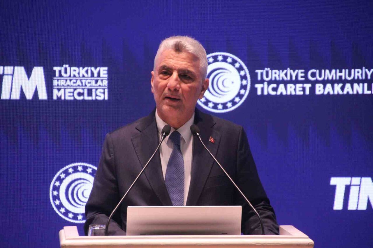Ticaret Bakanı Ömer Bolat, Nisan ayında ihracat rakamlarının geçen yıla