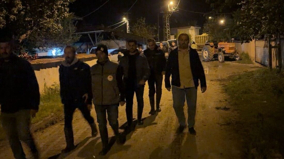 Tokat’ın Erbaa ilçesine bağlı Kızılçubuk köyünde Kelkit Çayı’nın debisinin yükselmesi
