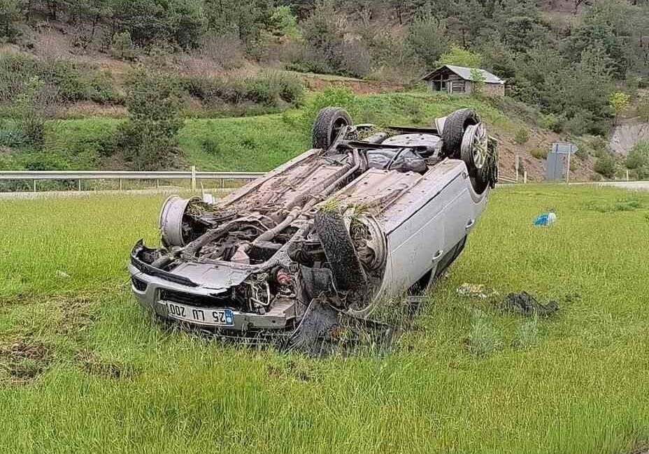 Tokat’ın Reşadiye ilçesinde meydana gelen trafik kazasında 5 kişi yaralandı.