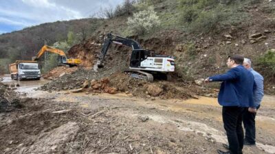 Tokat’ın Almus ilçesinde sağanak sonrası meydana gelen taşkında Değeryer köyü