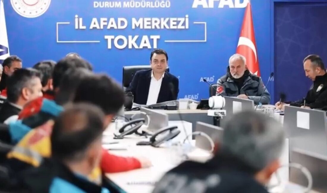 Tokat’ta muhtemel sel ve su baskınlarına karşı düzenlenen koordinasyon toplantısının