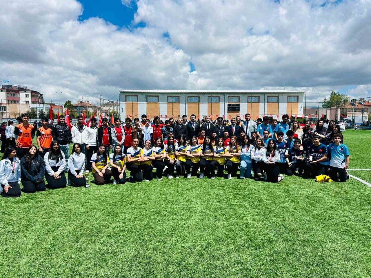 Tomarza’da 19 Mayıs Atatürk’ü Anma, Gençlik ve Spor Bayramı’nın 107.