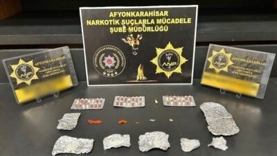 Afyonkarahisar’da torbacı diye adlandırılan uyuşturucu satıcılarına yönelik düzenlenen operasyonda yakalanan