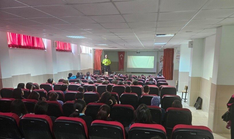 Niğde İl Emniyet Müdürlüğü Trafik Denetleme Şubesi ekiplerince yürütülen önleyici