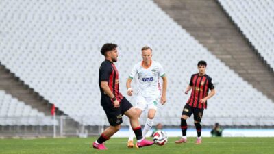 Trendyol Süper Lig’in 34. haftasında Fatih Karagümrük, Atatürk Olimpiyat Stadyumu’nda