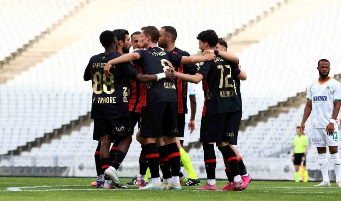 Trendyol Süper Lig’in 34. ve son haftasında Fatih Karagümrük, sahasında