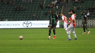 Trendyol Süper Lig’in 33. haftasında Kocaelispor, sahasında Fatih Karagümrük ile