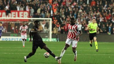 Trendyol Süper Lig’in 32. haftasında Samsunspor evinde karşılaştığı Galatasaray’ı 4-1