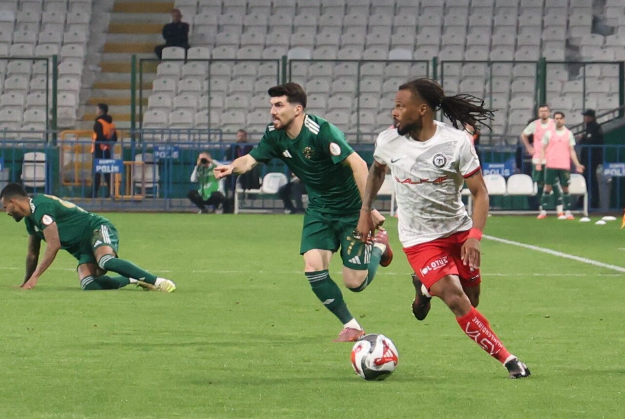 Trendyol 1. Lig Play-off final karşılaşmasında Çorum FK, Esenler Erokspor’u