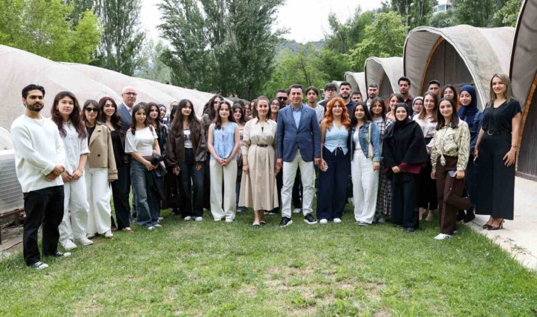 Tunceli Valisi Şefik Aygöl, Kurban Bayramı’nın ikinci gününde sınavlarından dolayı