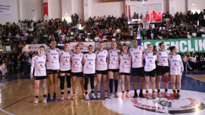 TKBL Play-Off Final Serisi üçüncü maçında Kırklareli Belediyesi Kırklareli Fen