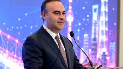 Sanayi ve Teknoloji Bakanı Mehmet Fatih Kacır, TÜBİTAK Bilim Olimpiyatlarında