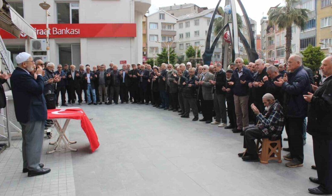 Türkeli ilçesinde, hac farizasını yerine getirmek üzere kutsal topraklara gidecek