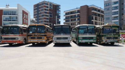 Eskişehir’de bu yıl üçüncüsü düzenlenen klasik otobüs buluşması, Türkiye’nin dört
