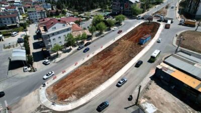 Darıca’da Tuzla ile Battalgazi Caddesi kesişiminde yürütülen kavşak düzenleme çalışmaları