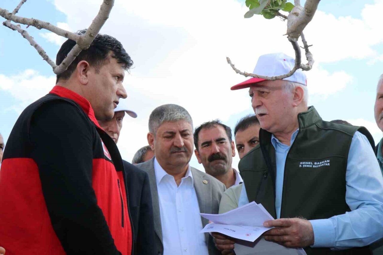 Türkiye Ziraat Odaları Birliği (TZOB) Genel Başkanı Şemsi Bayraktar, Şanlıurfa’da
