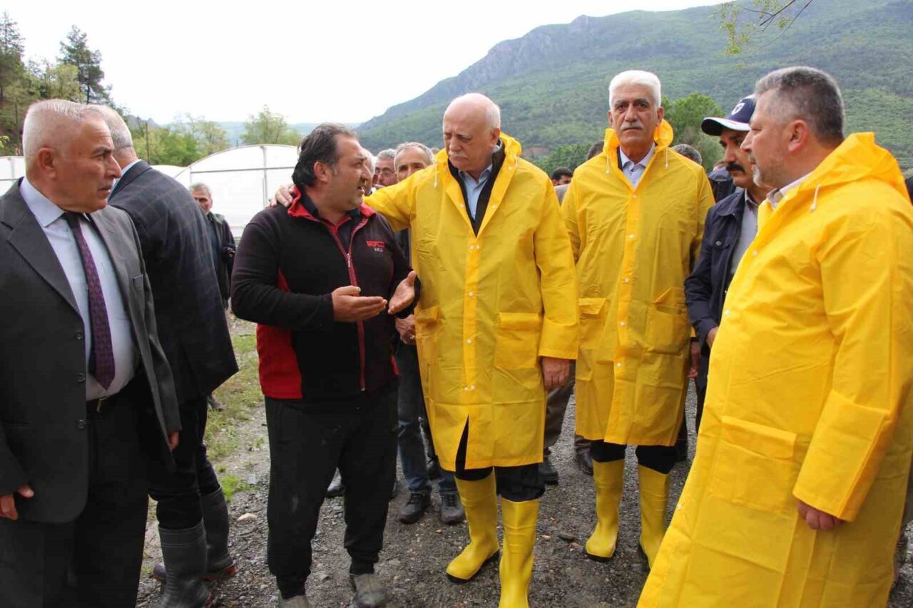 Türkiye Ziraat Odaları Birliği (TZOB) Genel Başkanı Şemsi Bayraktar, Amasya’da