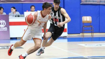 Sivas’ta dün başlayan U-18 Erkekler Türkiye Basketbol Şampiyonası, ikinci gün